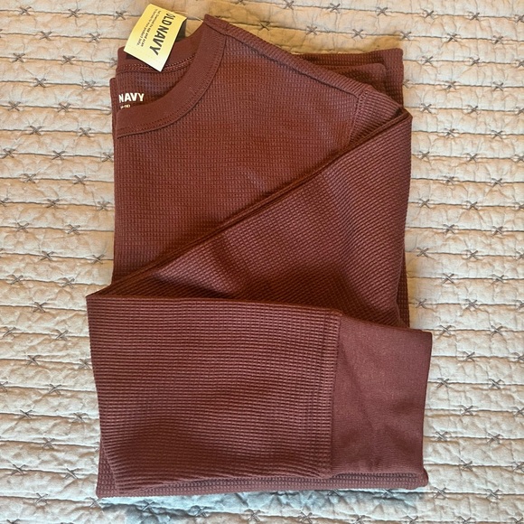 Boys XL (14-16) Maroon Old Navy Waffle Knit Tee, NWT - Picture 2 of 5